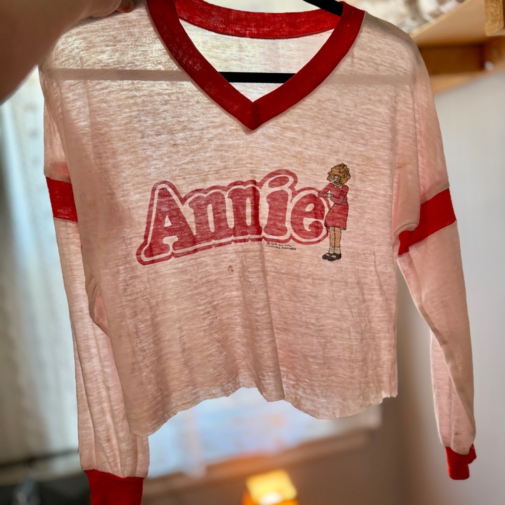 True 1970s vintage Annie paper thin crewneck